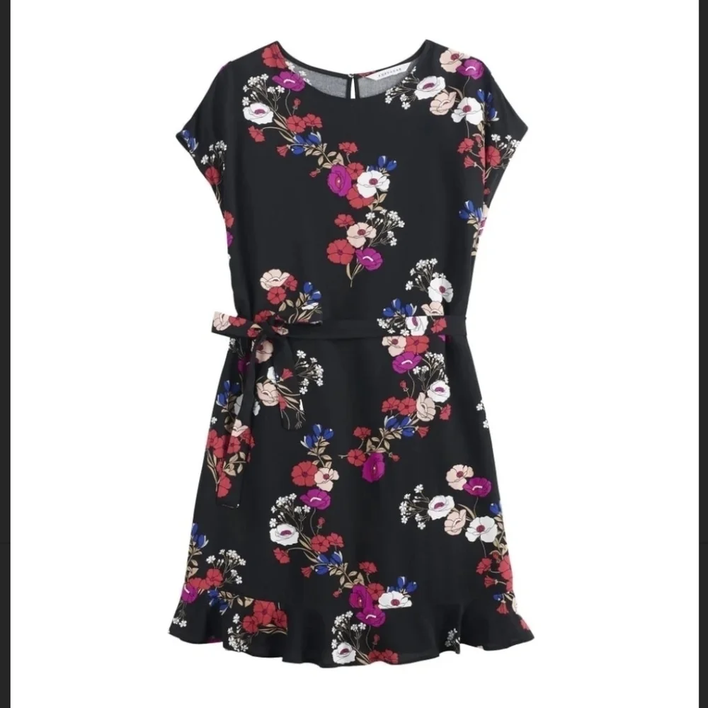 Popsugar tie waist dress in black falling floral mini summer